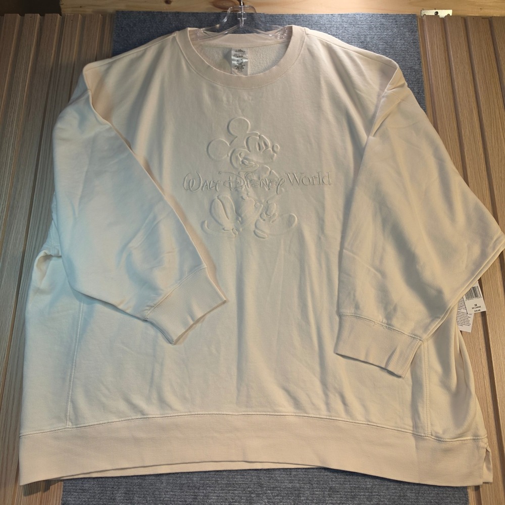 Disney Walt Disney World Sweatshirt Women 2X Cream NEW Embossed Mickey Mouse